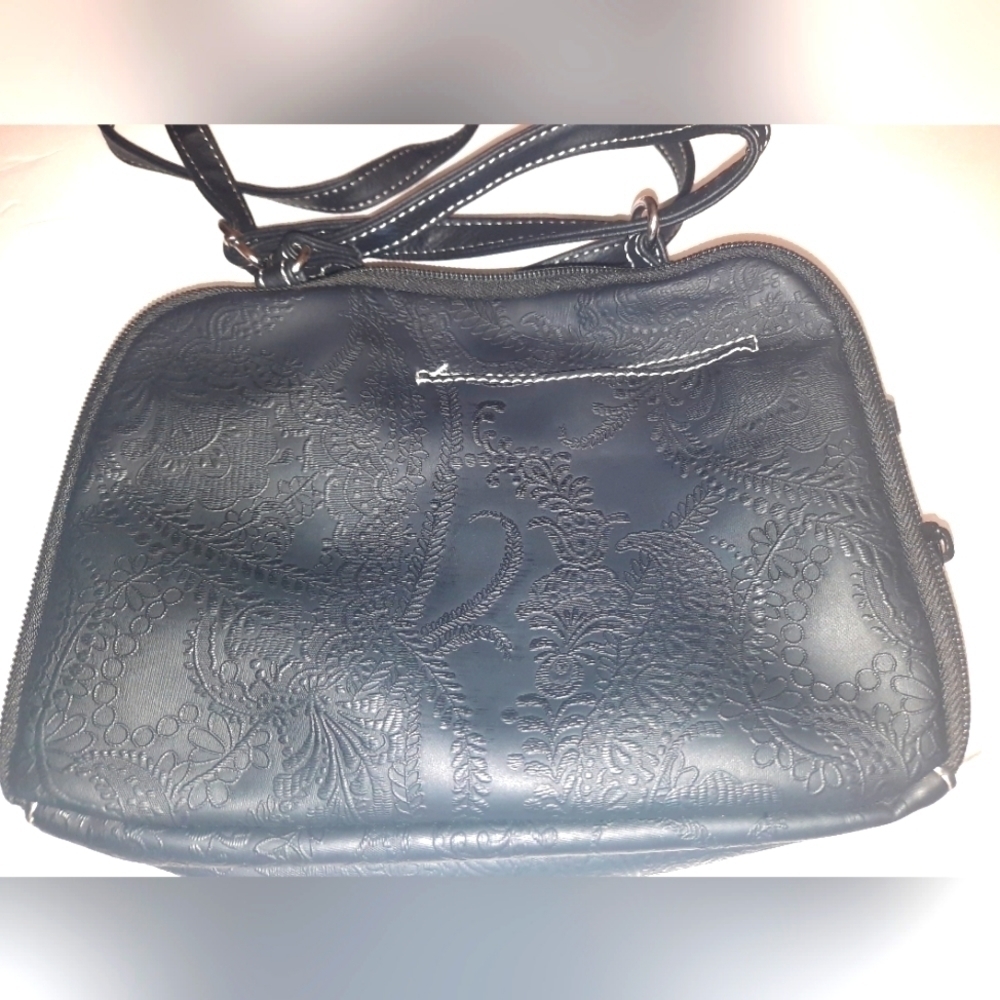 Small multi-pocket crossbody - Picture 2 of 4